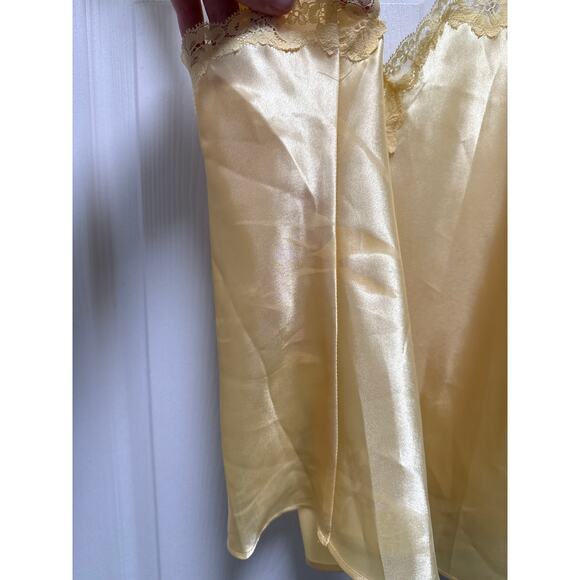 Y2K Valerie Stevens Satin Lace Trim Butter Yellow Floral Intimate Tank Size L - Picture 5 of 7